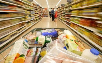 Cercetaţi pentru furturi din societăți comerciale
